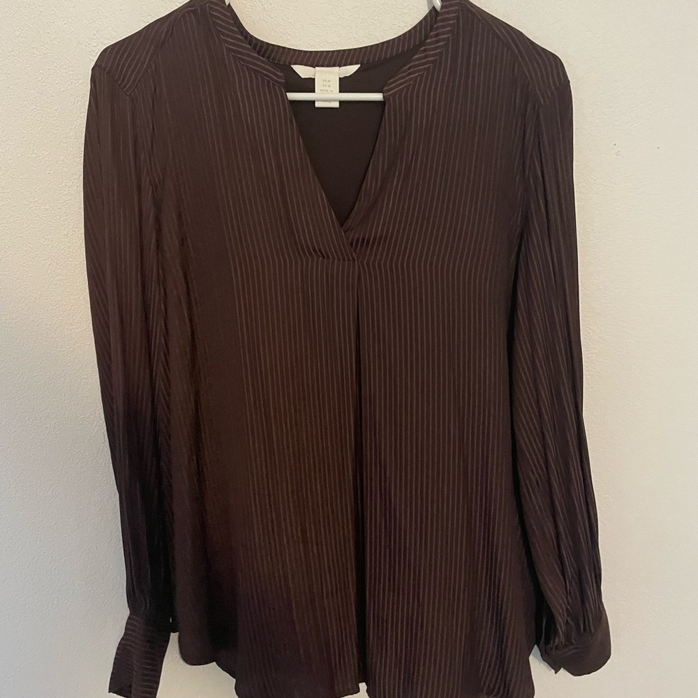H&M maternity blouse